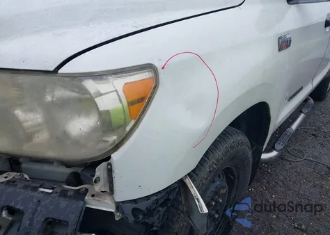 2008 Toyota Tundra Sr5 5.7L V8 z USA, uszkodzony, nr VIN 5TFRV54158X054342